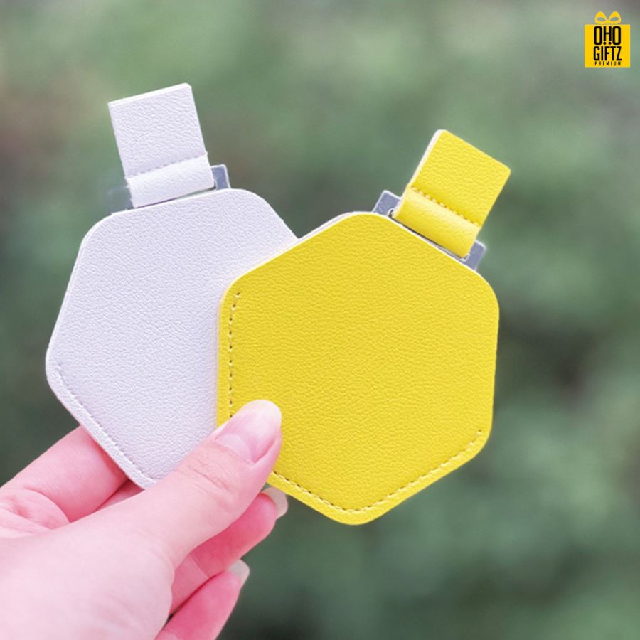 กระจกหกเหลี่ยมพร้อมซองหนัง สกรีนชื่อ สกรีนโลโก้  ทำเป็นของพรีเมี่ยมได้