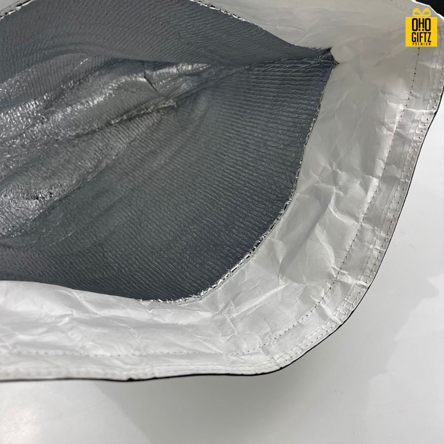 กระเป๋าใส่อาหารเก็บอุณหภูมิ สกรีนโลโก้  ทำเป็นของพรีเมี่ยม