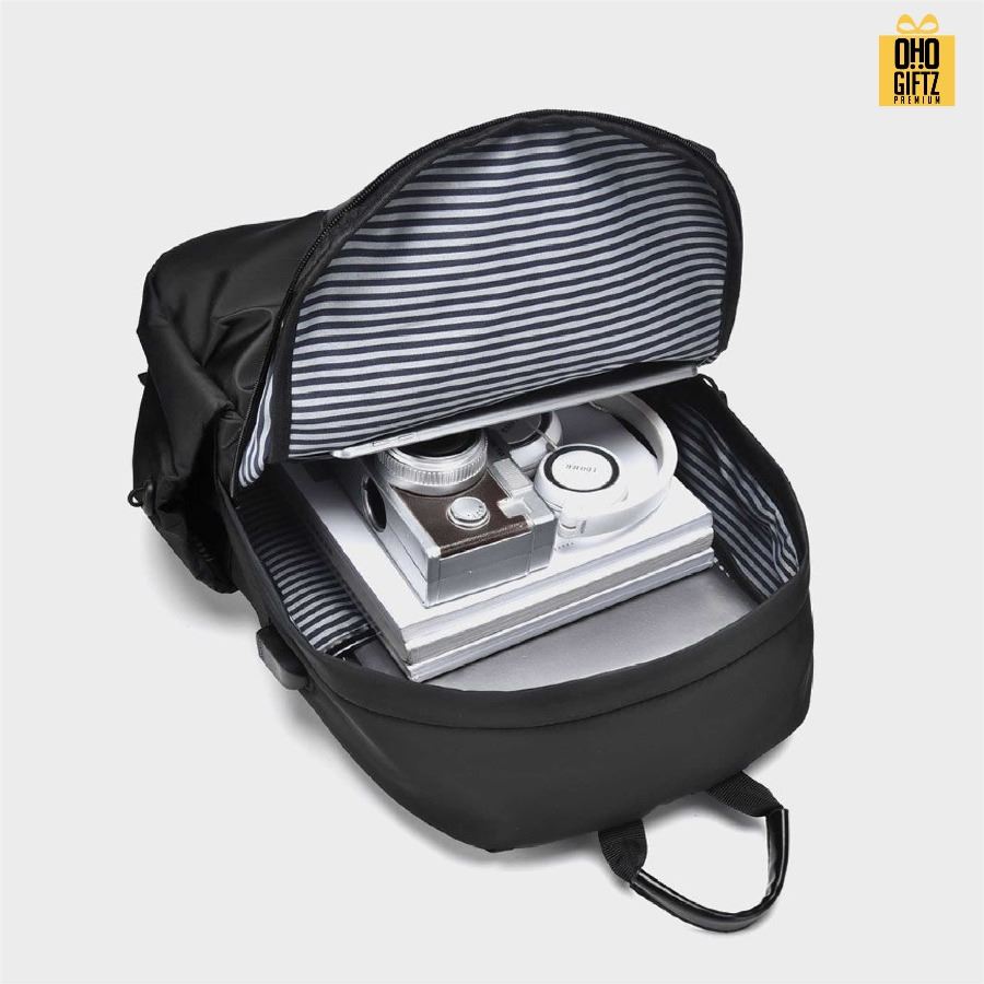 กระเป๋าเป้ใส่ notebook มีช่องเสียบสาย USB ได้ สกรีนโลโก้ ทำเป็นของพรีเมี่ยม ของที่ระลึก