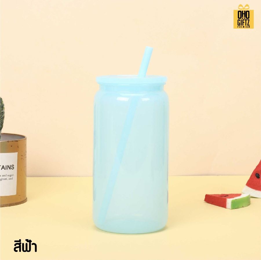 ถ้วยน้ำพลาสติก สีสวย พร้อมหลอด สกรีนโลโก้ ทำเป็นของพรีเมี่ยมได้
