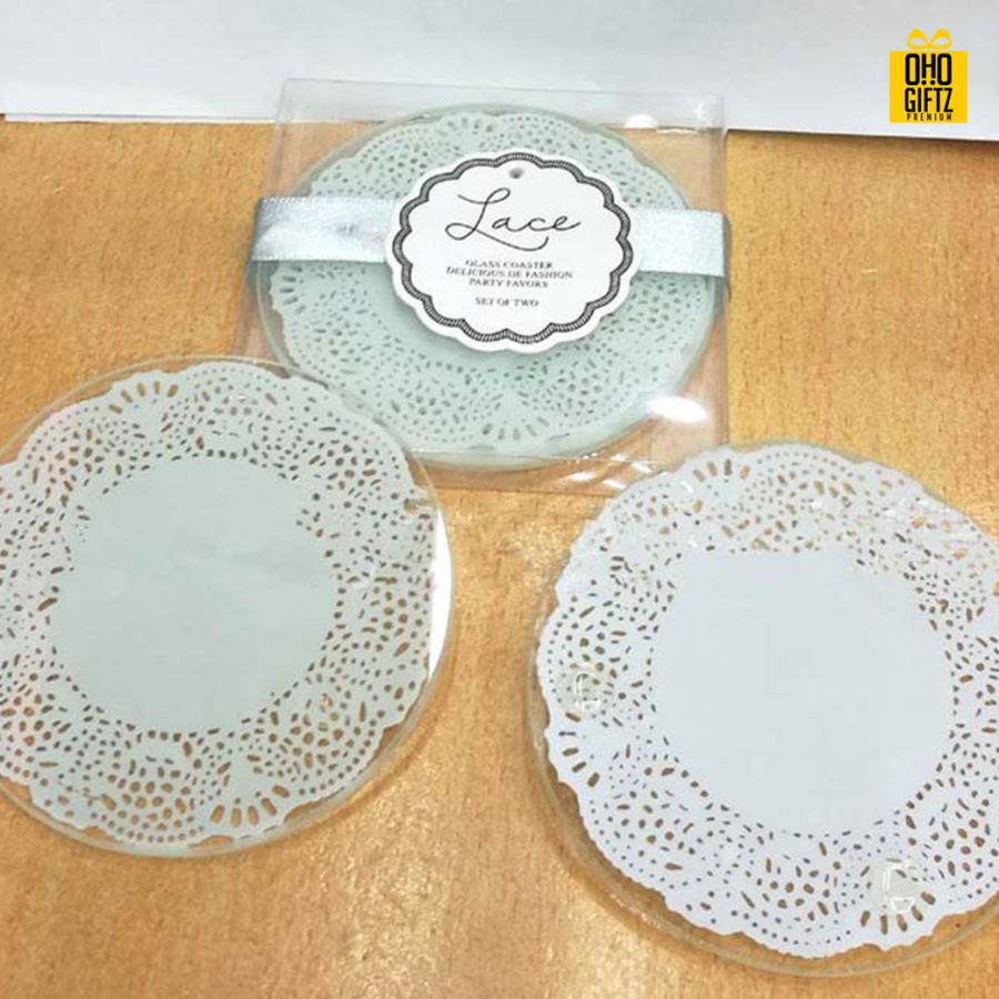 ที่รองแก้วลูกไม้ พิมพ์สติกเกอร์ชื่อฟรี ทำเป็นของพรีเมี่ยม ของชำร่วยงานเเต่งงานได้