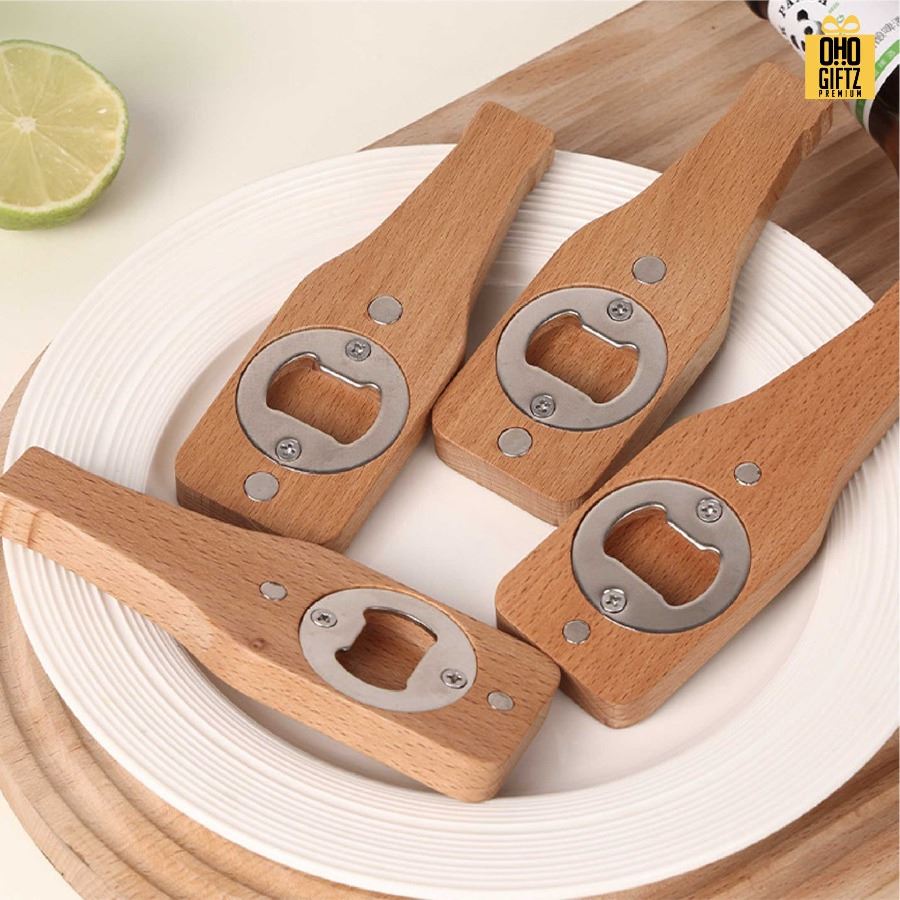 ที่เปิดขวดไม้แม่เหล็กติดตู้เย็นทรงขวด สกรีนโลโก้ ทำเป็นของพรีเมี่ยมได้