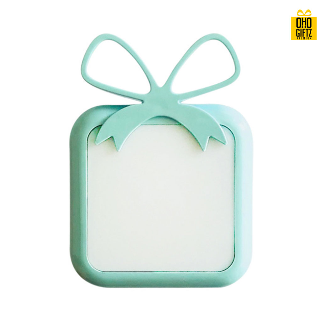 ไฟ LED รูปกล่องของขวัญ สกรีนโลโก้ ทำเป็นของพรีเมี่ยม ของที่ระลึกได้