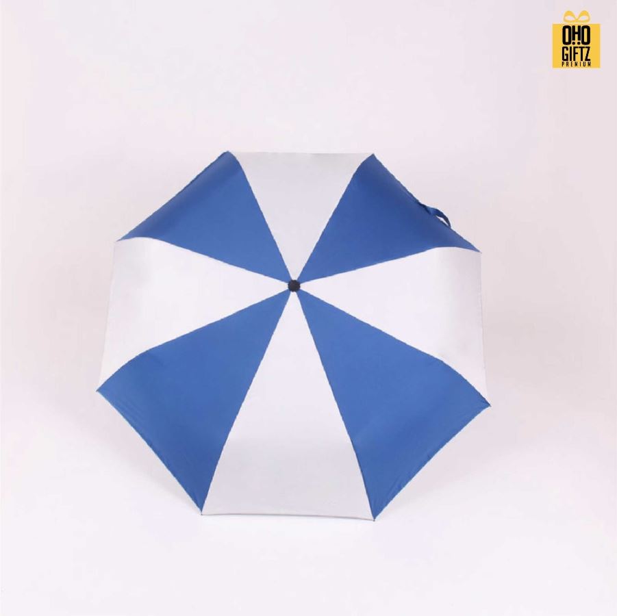 ร่มพับสลับสี สกรีนโลโก้ ทำเป็นของพรีเมี่ยมได้