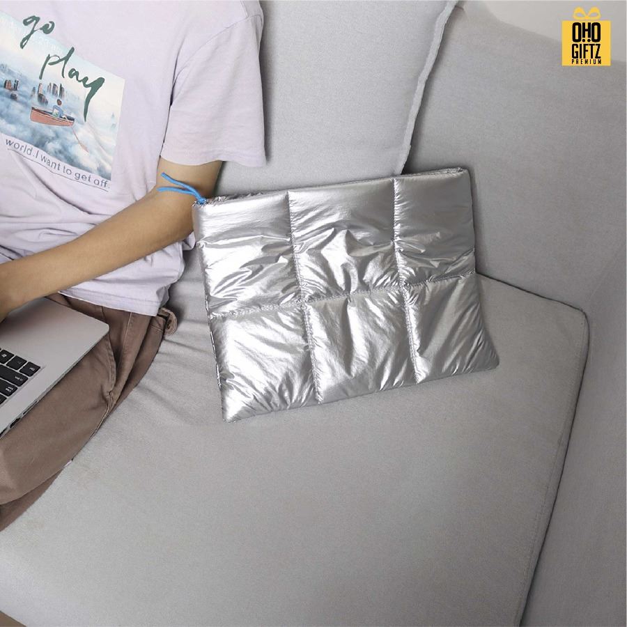 กระเป๋าใส่ Notebook Silver Bag สกรีนโลโก้ ทำเป็นของพรีเมี่ยม ของที่ระลึก