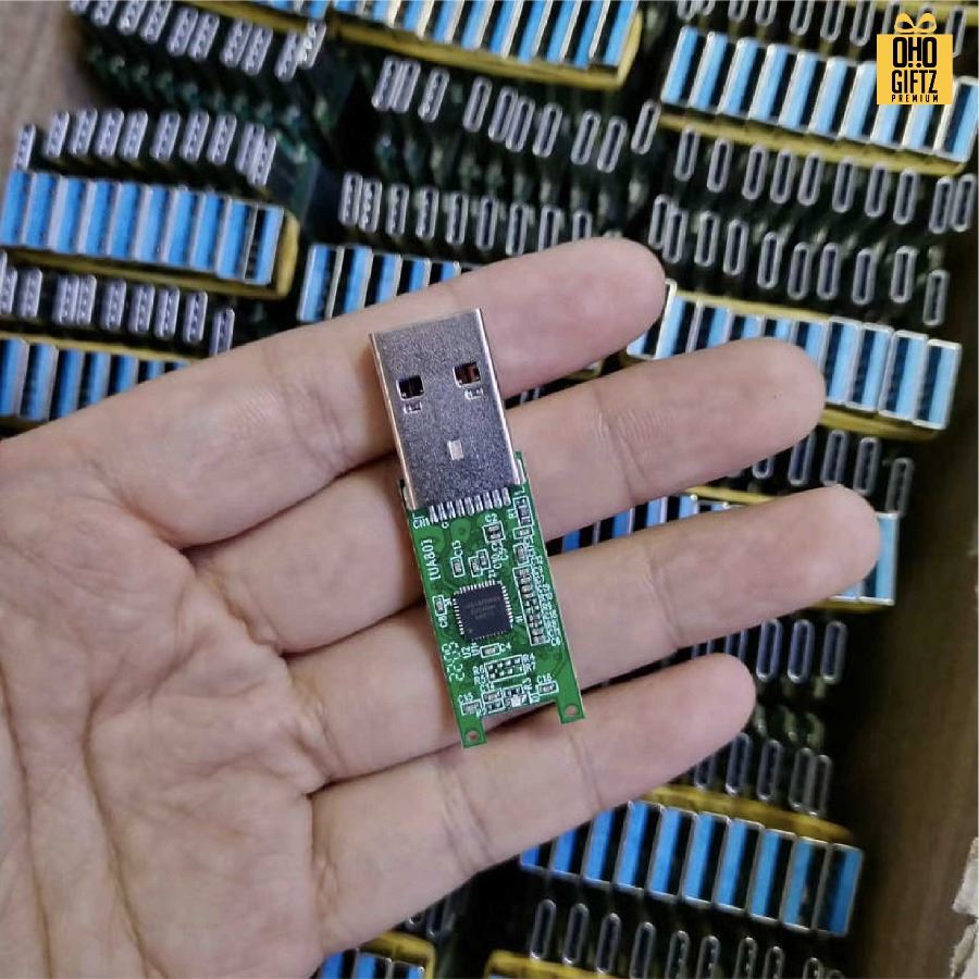 แฟลชไดรฟ์ USB สกรีนได้ไม่จำกัดสี สกรีนชื่อร้าน ทำเป็นของพรีเมี่ยมได้