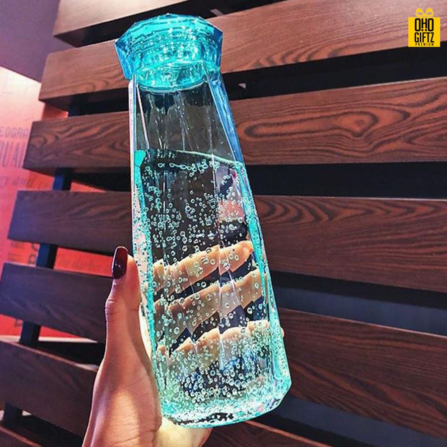 ขวดแก้วคริสตัล สกรีนชื่อ เลเซอร์โลโก้ฟรี  ทำเป็นของพรีเมี่ยมได้