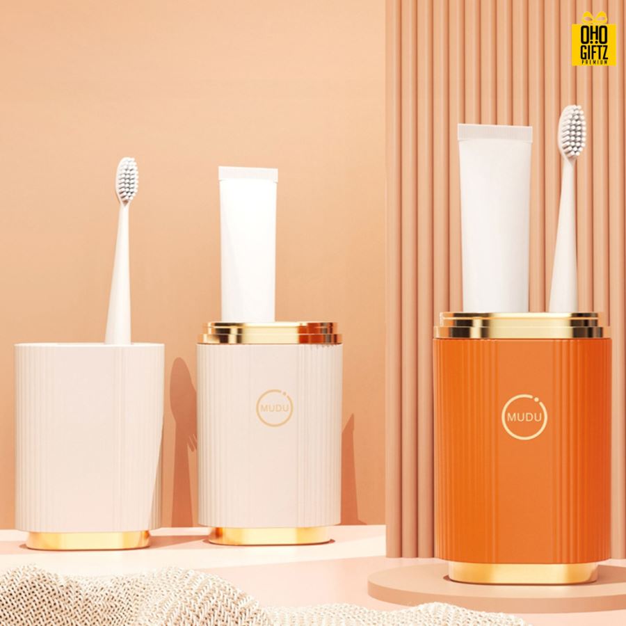 กระบอกพลาสติกใส่แปรงสีฟัน สกรีนชื่อ สกรีนโลโก้  ทำเป็นของพรีเมี่ยมได้ 