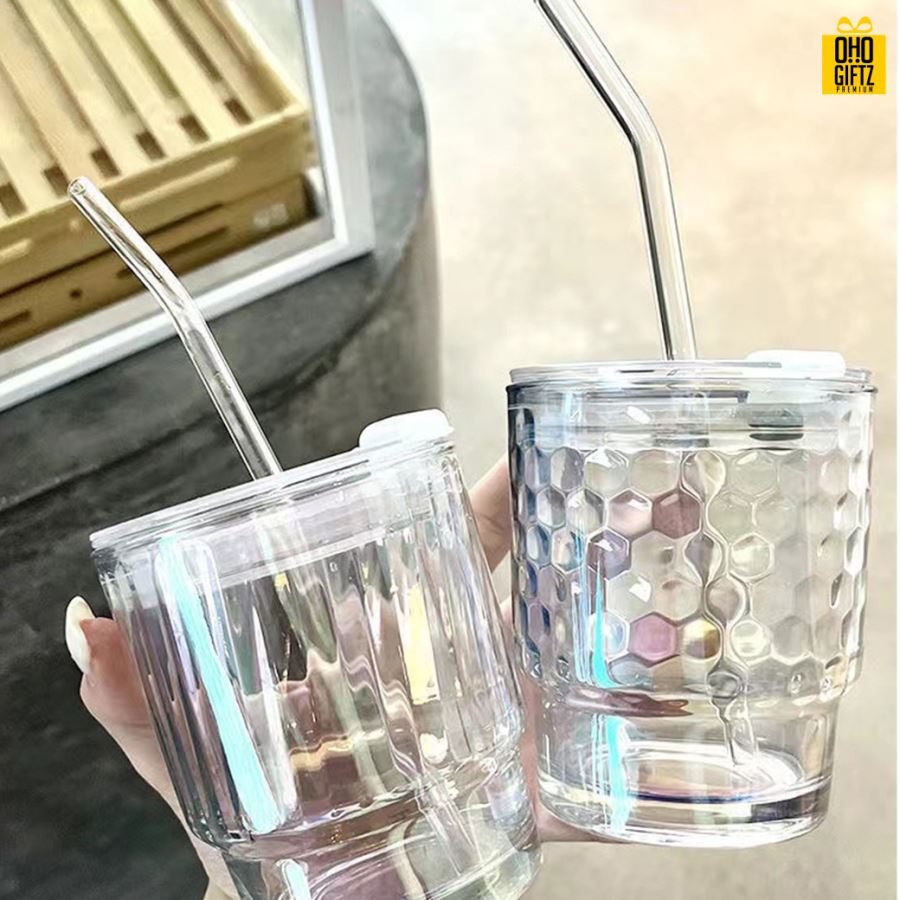 แก้วเลเซอร์พร้อมหลอด สกรีนชื่อ สกรีนโลโก้  ทำเป็นของพรีเมี่ยมได้