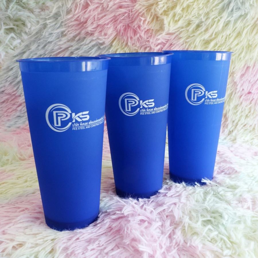 Party Cup 22 oz. สกรีนชื่อ สกรีนโลโก้ ทำเป็นของพรีเมี่ยมได้ 