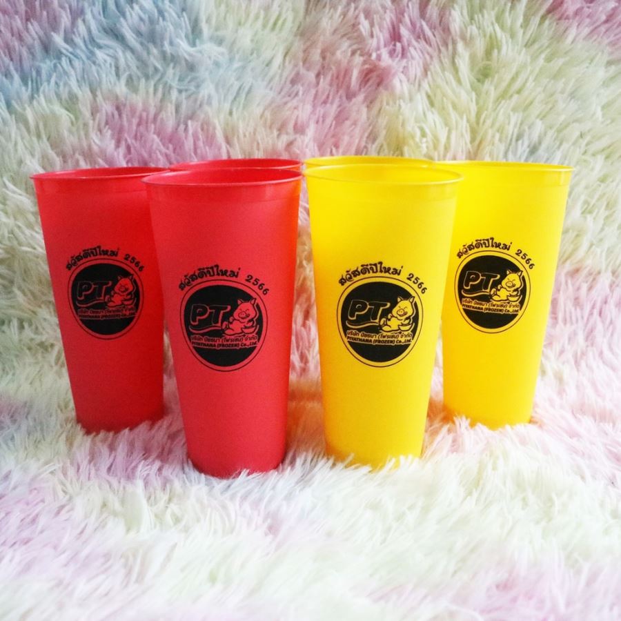 Party Cup 22 oz. สกรีนชื่อ สกรีนโลโก้ ทำเป็นของพรีเมี่ยมได้ 