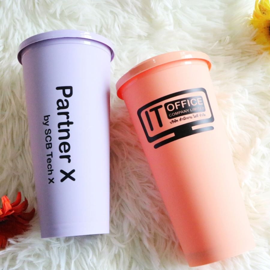 Party Cup 22 oz. สกรีนชื่อ สกรีนโลโก้ ทำเป็นของพรีเมี่ยมได้ 