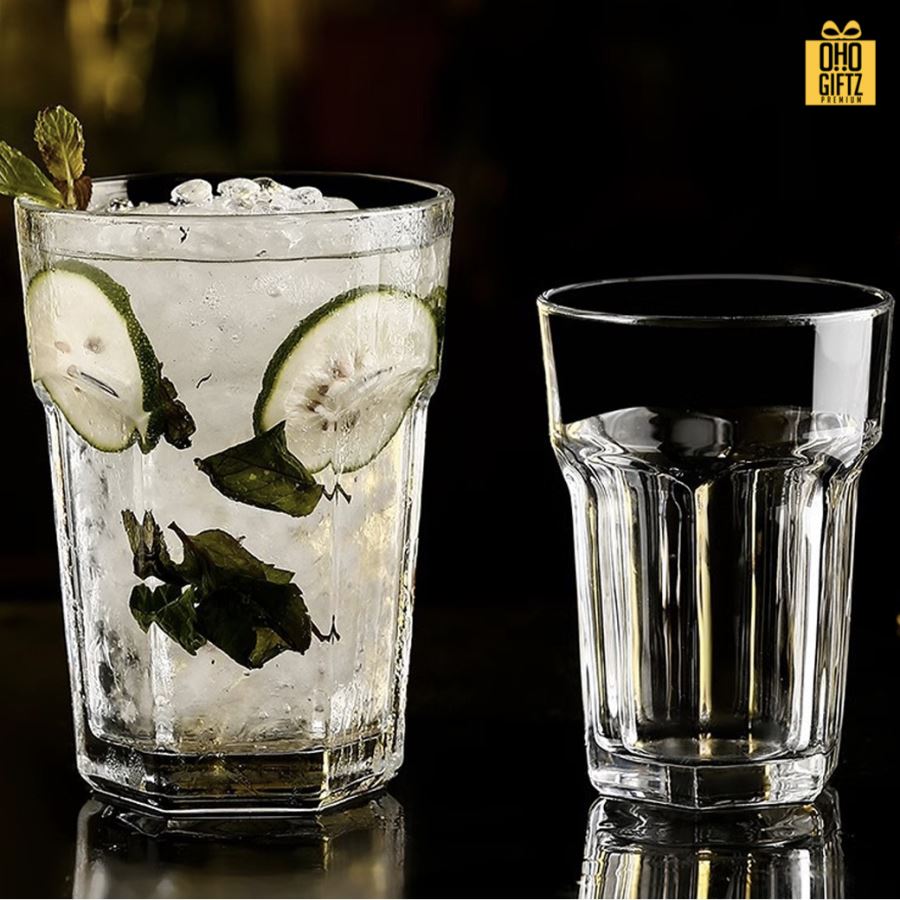 แก้วใสนักดื่ม สกรีนชื่อ สกรีนโลโก้ ทำเป็นของพรีเมี่ยมได้