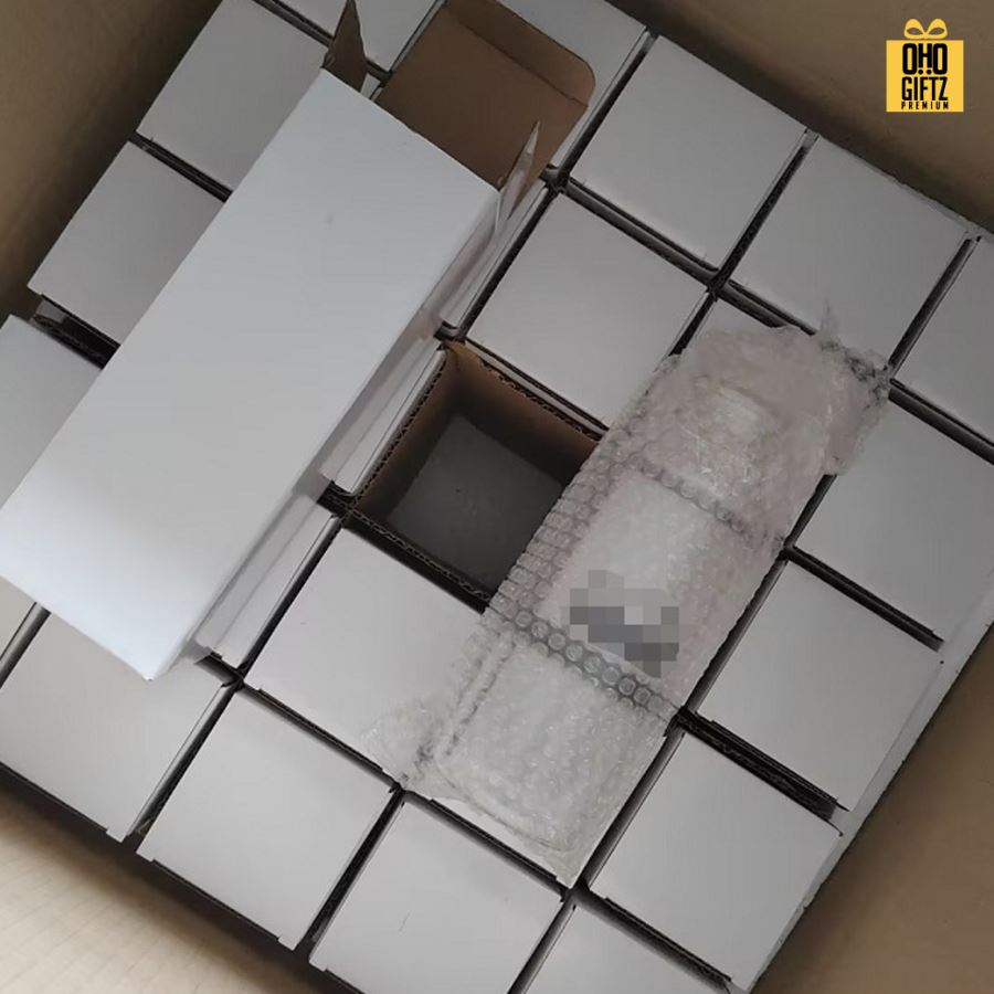 ขวดแก้วมีหูหิ้วทนความร้อนสูง สกรีนชื่อ โลโก้ฟรี  ทำเป็นของพรีเมี่ยมได้