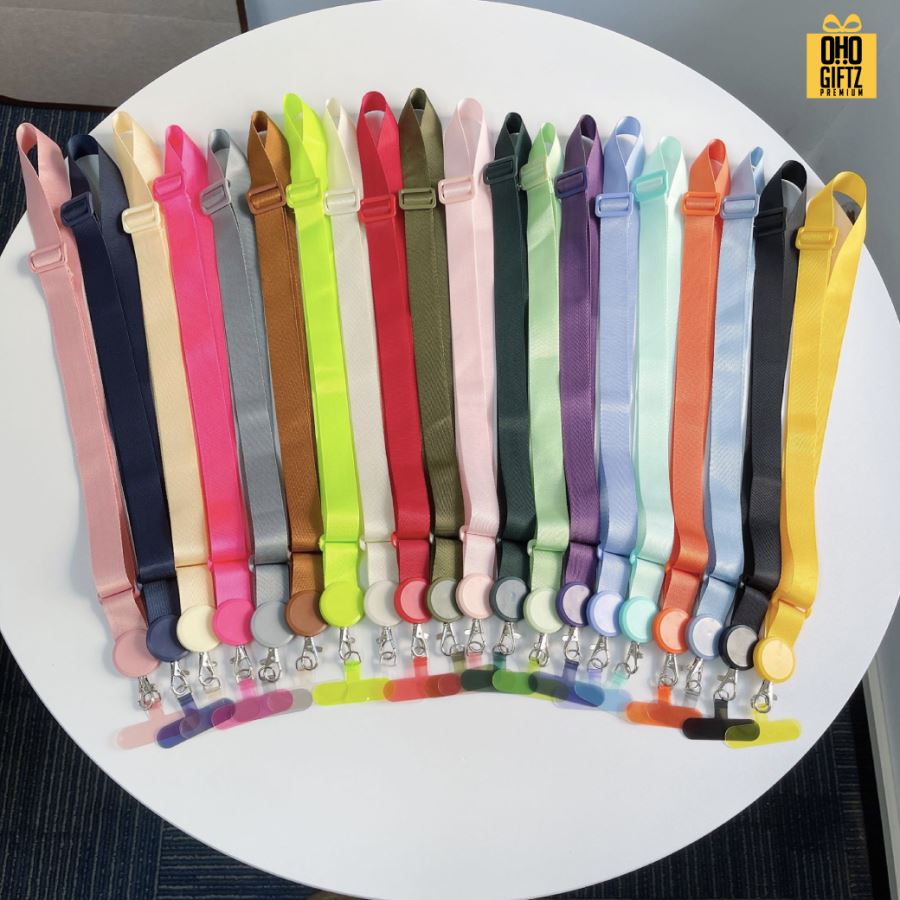 ตัวเสียบเคสมือถือพร้อมสายห้อยคอ สกรีนโลโก้ ทำเป็นของพรีเมี่ยมได้