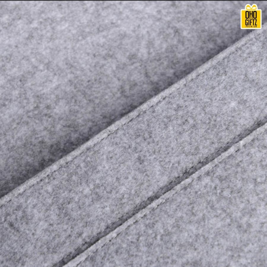 กระเป๋าผ้า Felt ใส่ MacBook Air สกรีนชื่อ,โลโก้ได้