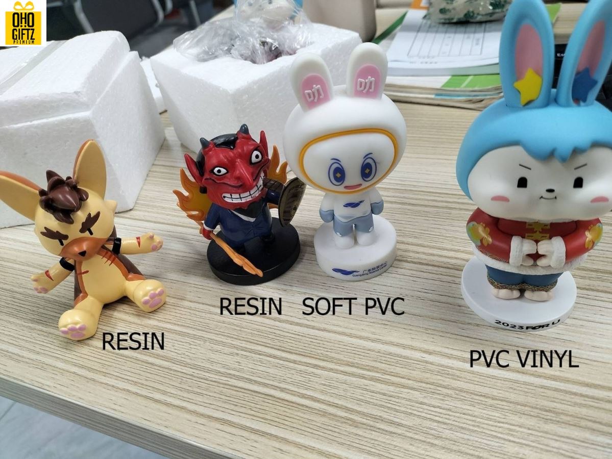 ตุ๊กตา Art Toy รับผลิตทุกแบบตามที่ต้องการ สกรีนโลโก้ ทำเป็นของพรีเมี่ยมได้